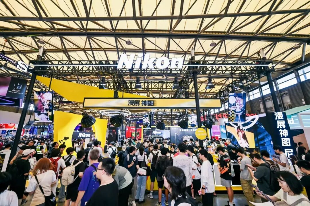 43.89万人次再创新高!第23届ChinaJoy圆满落幕:感谢有你,共赴这场“与AI同游”的盛夏之约 https://cms3.chinajoy.net/157/upload/resources/image/103585.jpg?token=Bearer eyJhbGciOiJIUzUxMiJ9.eyJpc3MiOiJlY2hpc2FuIiwic3ViIjoie1wiY2xpZW50XCI6XCJXRUJcIixcInR5cGVcIjpcIlVTRVJcIixcIm5hbWVcIjpcInVzZXIyX2FwaVwiLFwic2lnbmF0dXJlXCI6bnVsbCxcImV4cGlyZXNfaW5cIjoxODAwMDAwMH0iLCJpYXQiOjE3ODU4MzQ1ODEsImV4cCI6MTc4NTg1MjU4MX0.HoThmgOAUMt0EpWerAm8NYzl6DOy1GtDxDIOGVxXjea3HVMpGDIiP16BBotix2abTm3MiXT5hcOKdUHNC1Lp7g